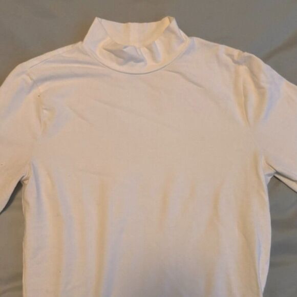 White Mock neck Long Sleeve Tee - Picture 3 of 3